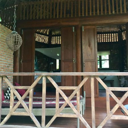 Sang Tong Huts Hotel Mae Hong Son Exterior photo